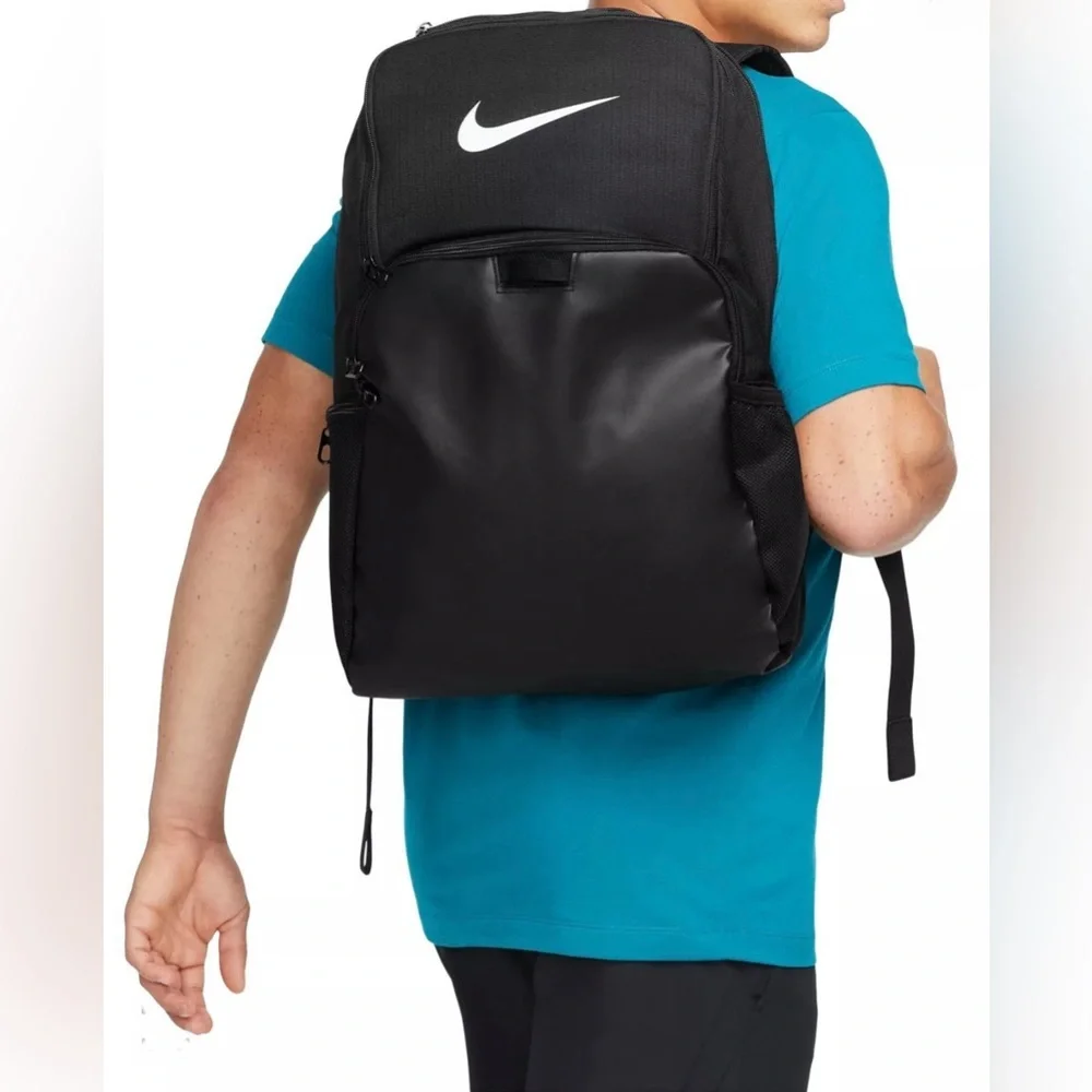 Nike
Men's Brasilia 9.5 Training Backpack 
(Extra Large, 30L) - Picture 6 of 16